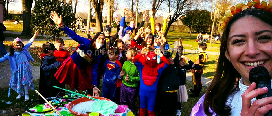 animazione di bambini nel giardino di casa con monferrato eventi