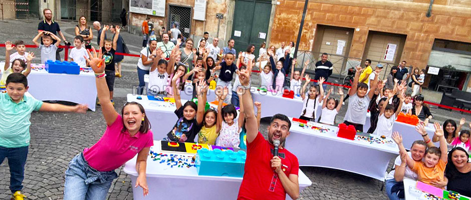 In piazza Le nostre truccatrici in animazione nel monferrato eventi pazzanimazione asti casale monferrato vercelli pavia milano novara piacenza