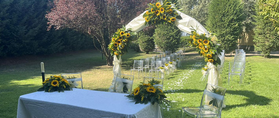 Matrimonio nel parco della location