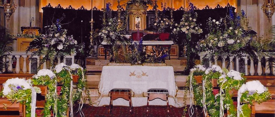 Allestimento fiori in chiesa fiorista di monferrato eventi ad alessandria