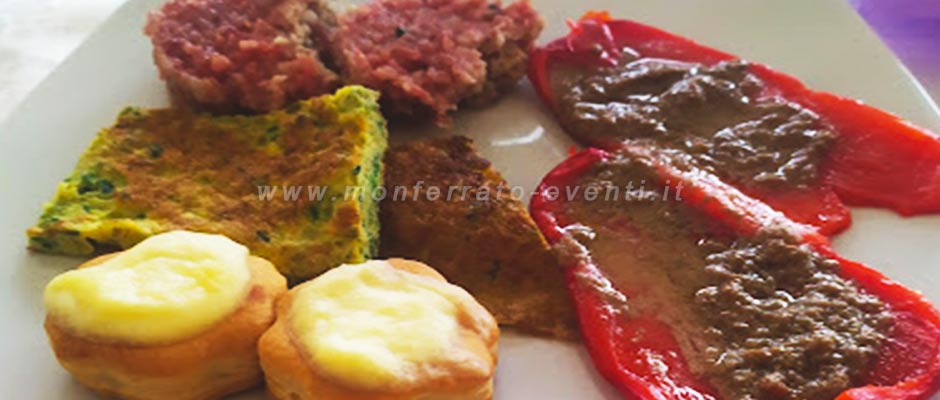 antimapsto misto caldo peperoni in bagna cauda cotechino voulevan con fonduta